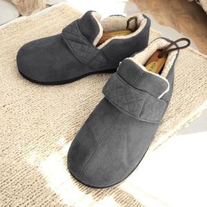Zizor Slipper Shoes Womens 8 Gray Quilted Faux Fur Lined Cozy Comfort Loungewear
